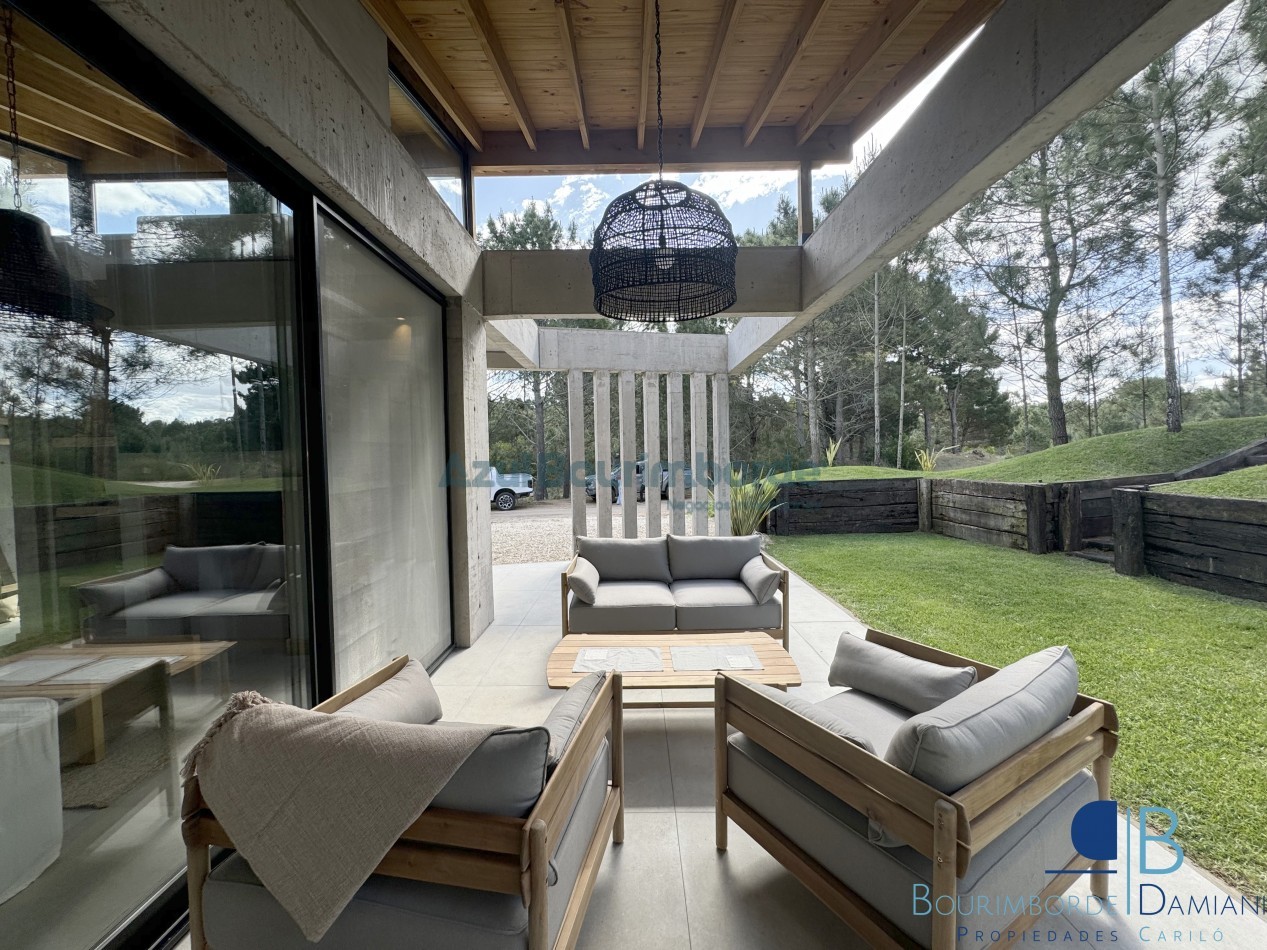 4008 - Villa Robles 100
