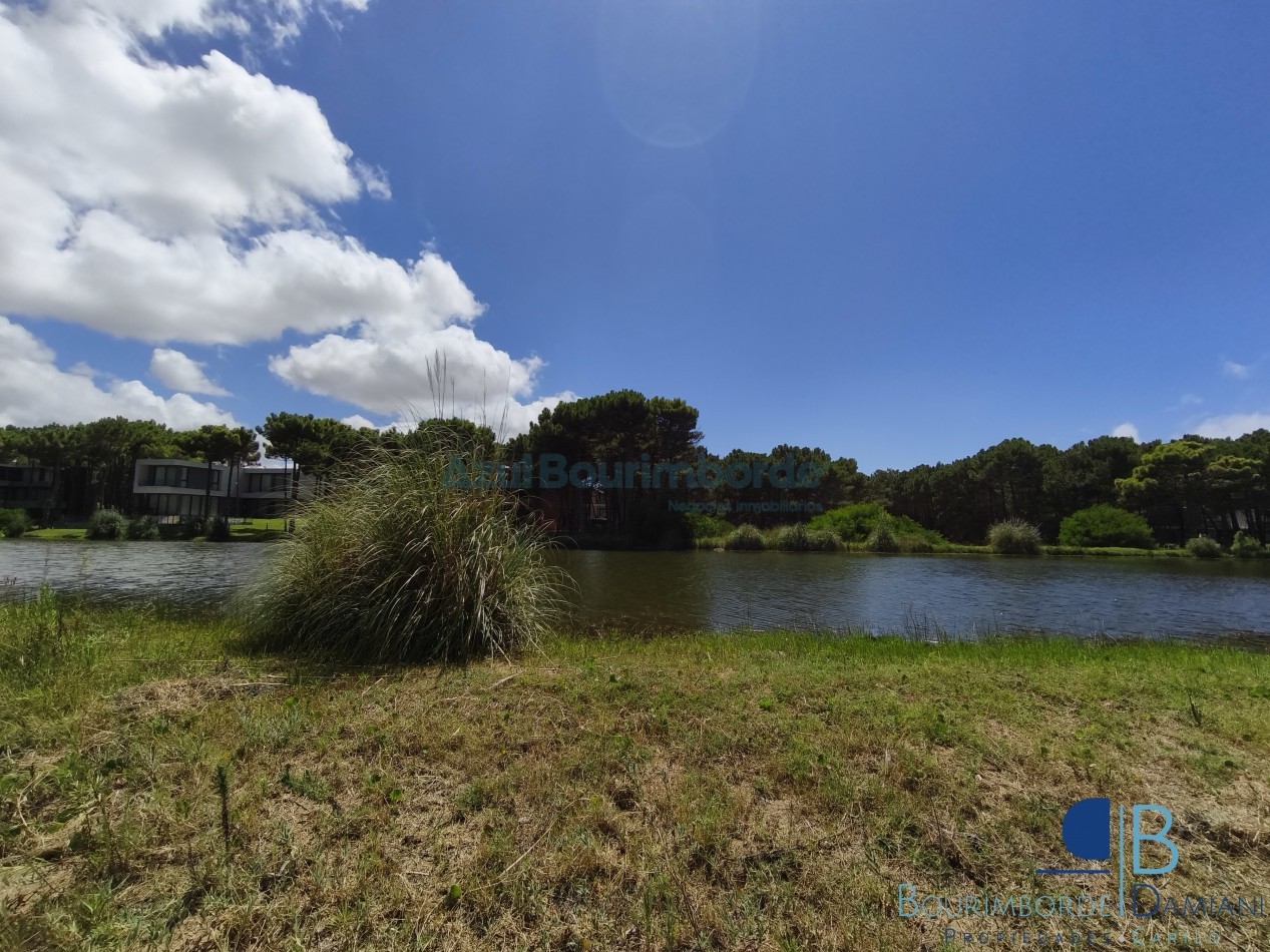 3007- Lote en Villa Robles 