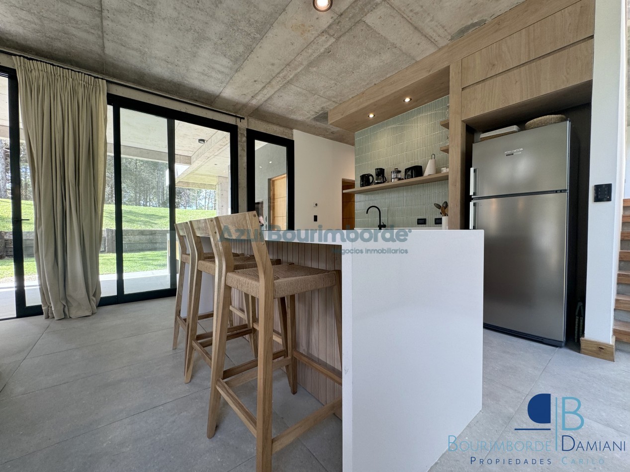 4008 - Villa Robles 100