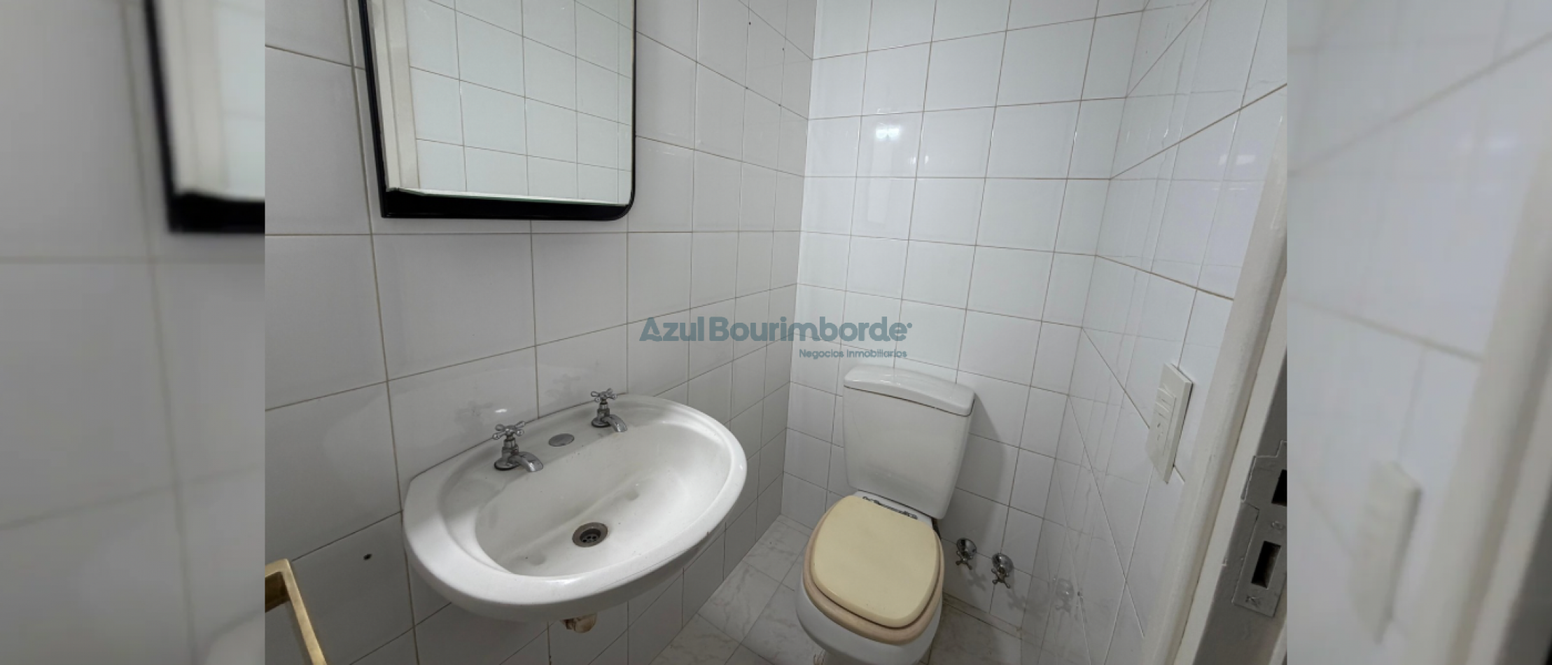 1063 - ILIADA AL 3564