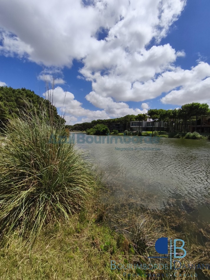 3007- Lote en Villa Robles 
