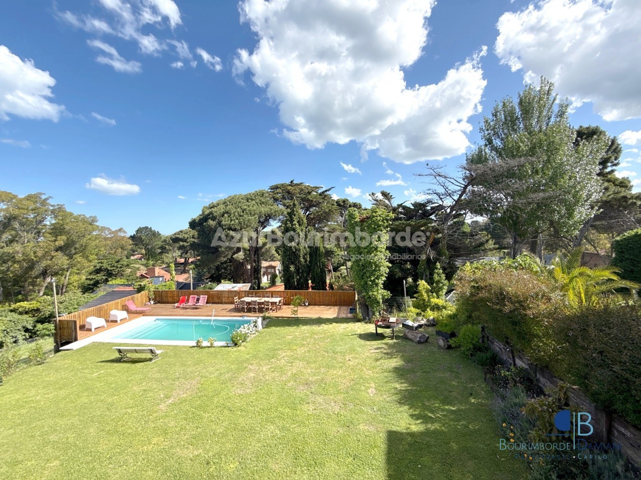 Venta Casa Pinamar con pileta, moderna, 5 ambientes- Marco Polo 726