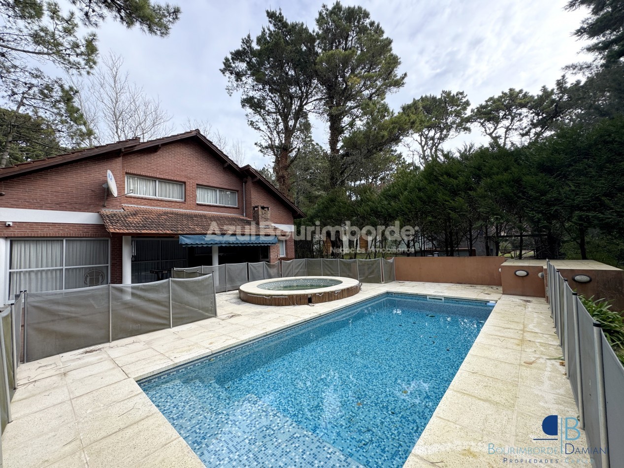 1051- Palmera e/ Oriol y Pinzon