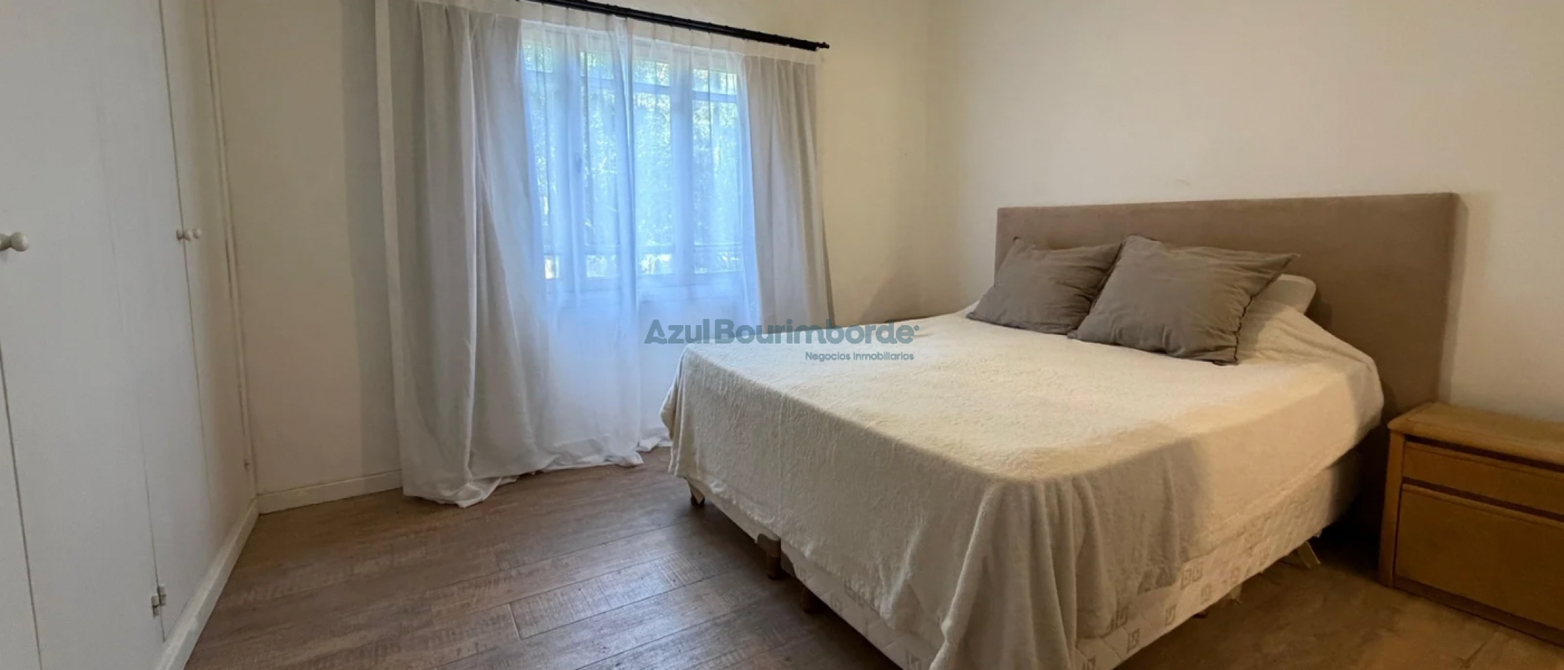 1063 - ILIADA AL 3564