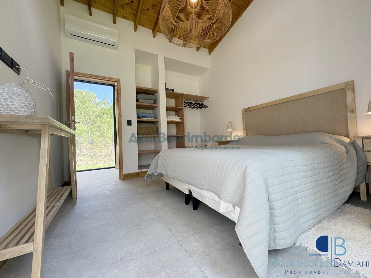 4008 - Villa Robles 100