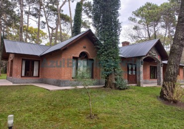 Ref 1064 - VENTA CASA EN GOLF CARILO