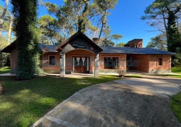 Ref 1064 - VENTA CASA EN GOLF CARILO