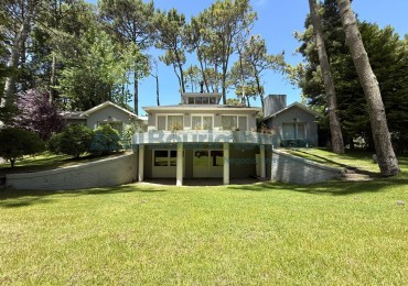 VENTA CASA EN CARILO- Ref 2037
